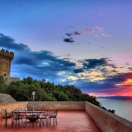 Castello Di Populonia Villa A Mare Exterior foto